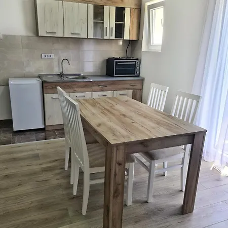 Civijaska Kuca Apartamento *